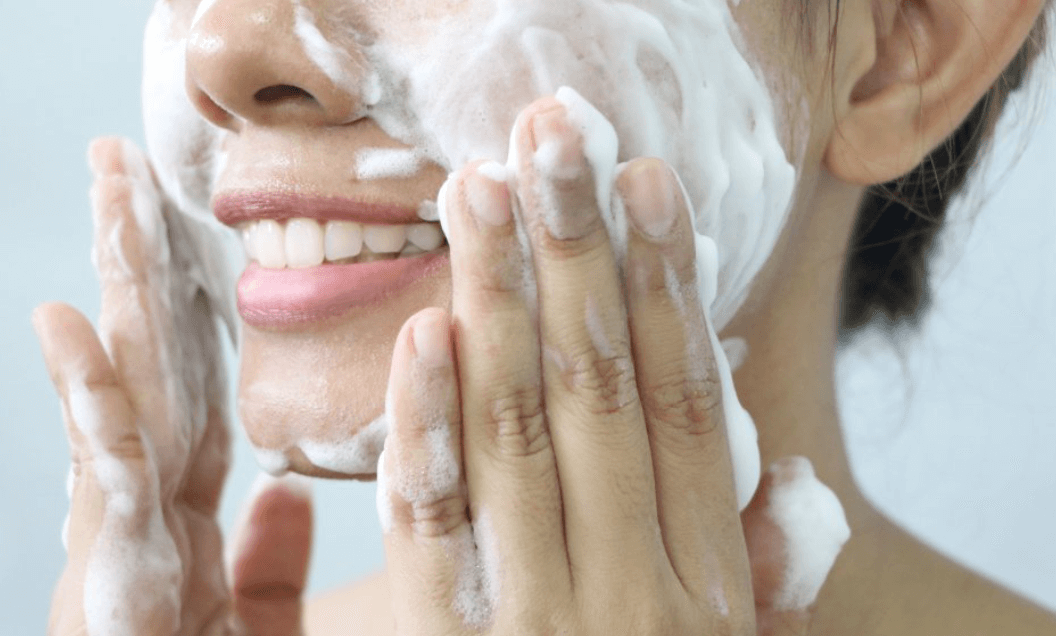 What to Do After Popping a Pimple: 7 Scientific Methods for You