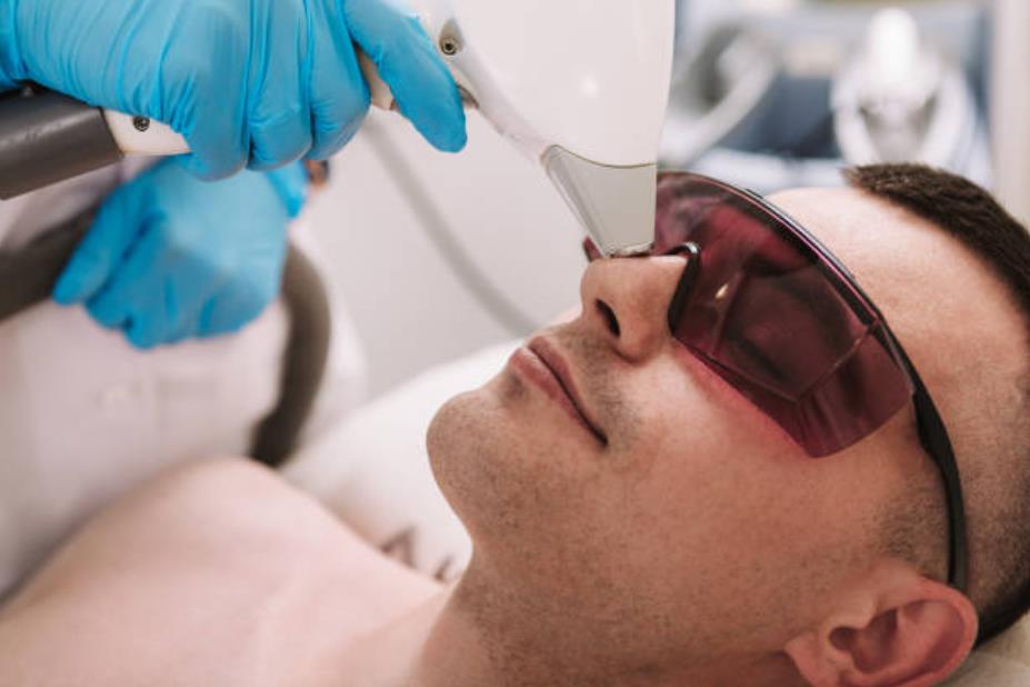 How to Remove Nose Hair Safely and Nearly painlessly?